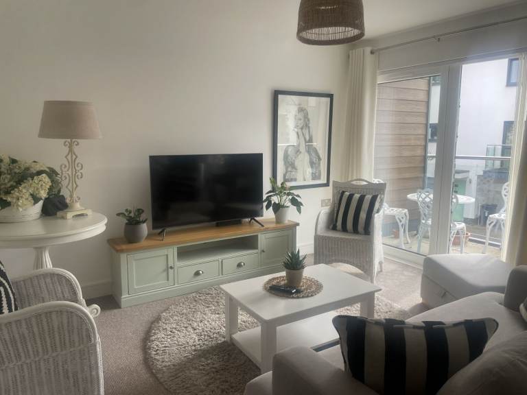 TWO BEDROOM (ONE-ENSUITE) FIRST FLOOR APARTMENT WITH BALCONY, BARTON, TORQUAY