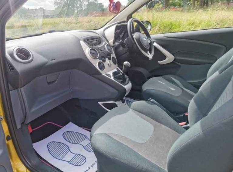 Ford, KA, Hatchback, 2013, Manual, 1242 (cc), 3 doors