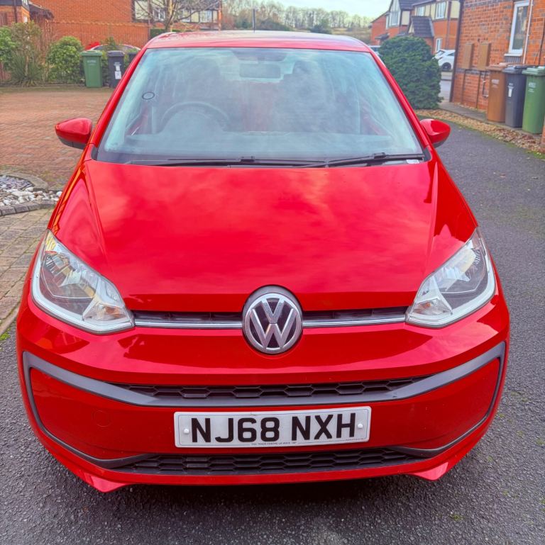 Volkswagen, UP, Hatchback, 2018, Manual, 999 (cc), 5 doors