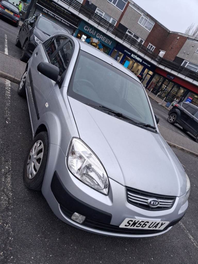 Kia rio 1.4 Hatchback Automatic