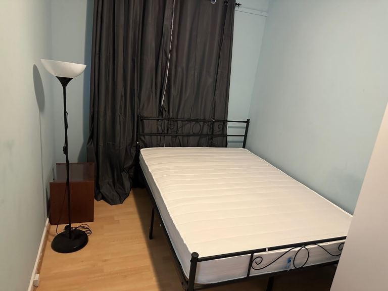 Double Rooms To Let In Romford/ Harold Hill
