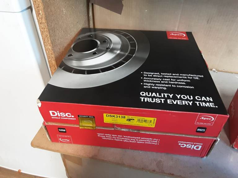 Citroen C4 picasso discs and pads