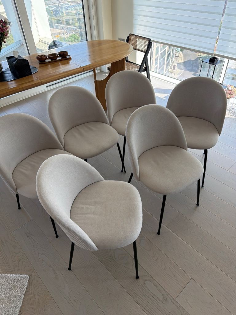 Set of 6 Beige Fabric Dining Chairs 