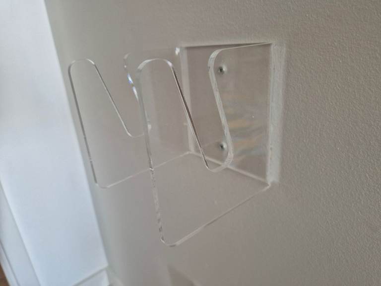 2x Clear Acrylic Skateboard Wall Mount- As Good As New