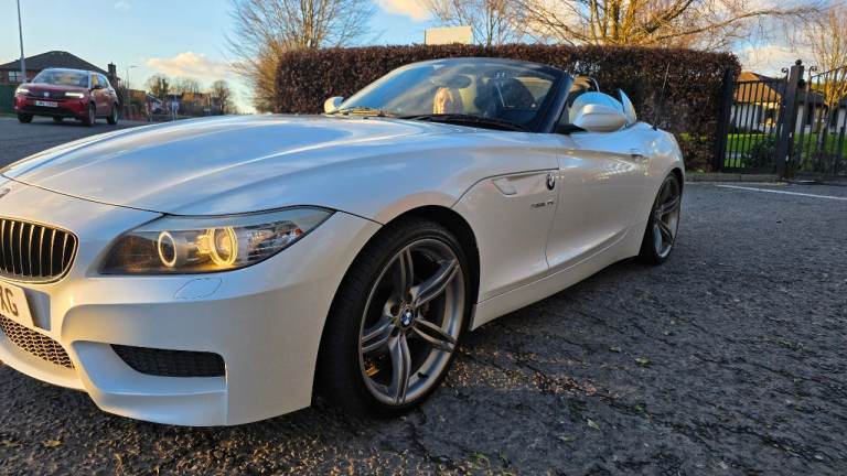 BMW, Z4, Convertible, 2012, Manual, 1997 (cc), 2 doors