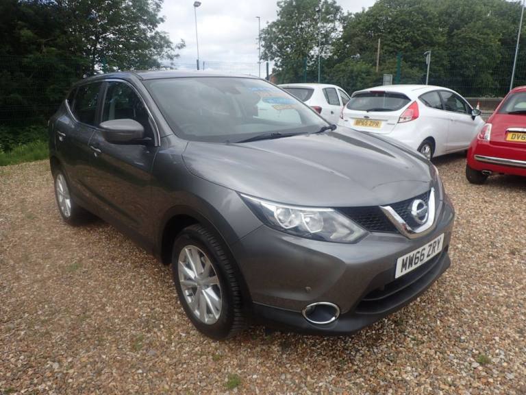 2016 Nissan Qashqai 1.2 DIG-T Acenta SUV 5dr Petrol Manual 2WD Euro 6 (s/s) (115 ps) HATCHBACK Pe...