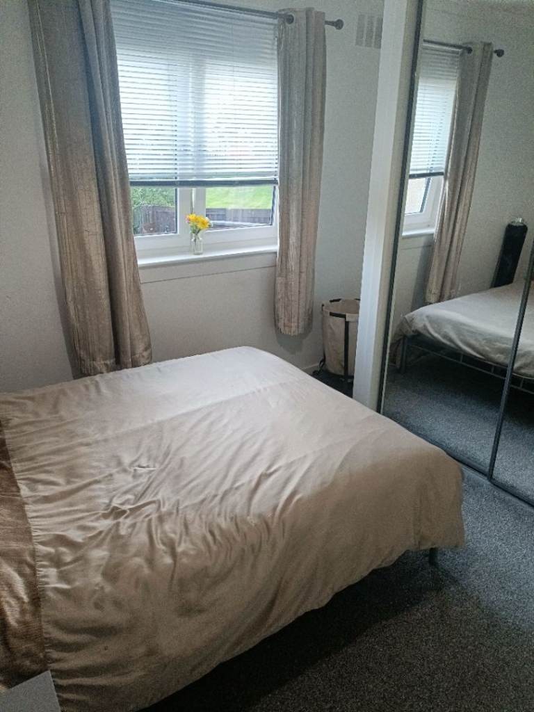 Room for Rent- G23 near Maryhill