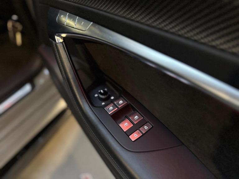  Audi RS6 Avant 4.0 TFSI V8 Vorsprung Tiptronic quattro Euro 6 (s/s) 5dr Petrol Automatic