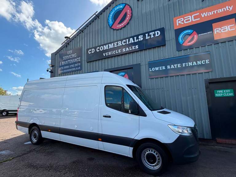 2021 Mercedes-Benz Sprinter 3.5t H2 Progressive Van PANEL VAN DIESEL Manual