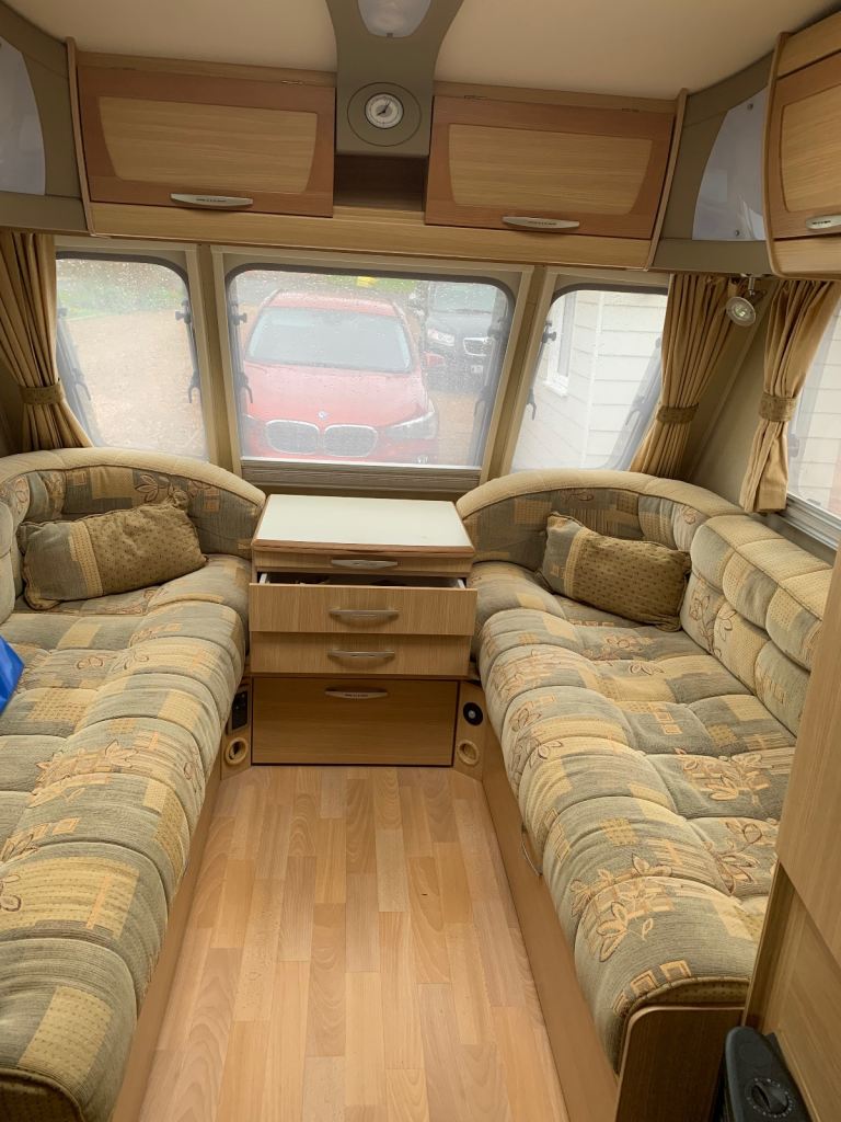 Abbey gts 517 with motor mover and air awning 