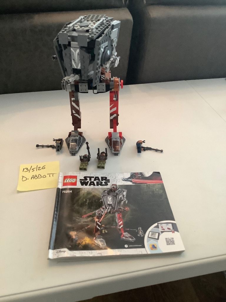 Lego 75254 mandalorian raider at-st. Complete 