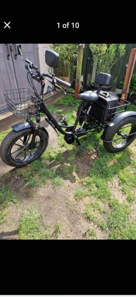 Black Electric Trike with Basket – Good Condition