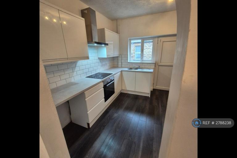 2 bedroom house in Vernon St, Ashton-Under-Lyne, OL5 (2 bed) (#2788238)