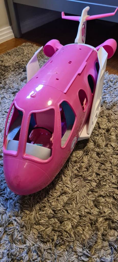 Barbie airplane 