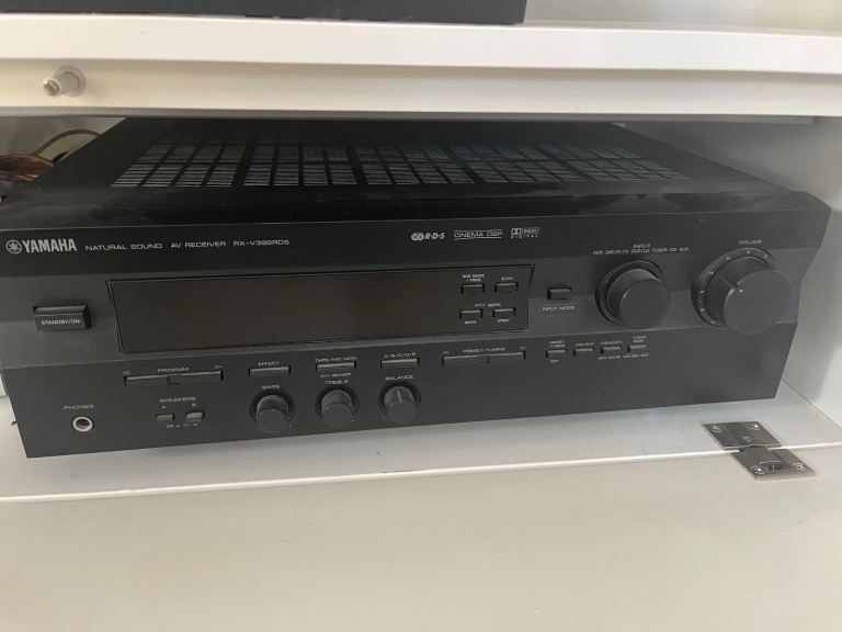  Yamaha RX-V396RDS - Digital Home Cinema Reciever with RDS