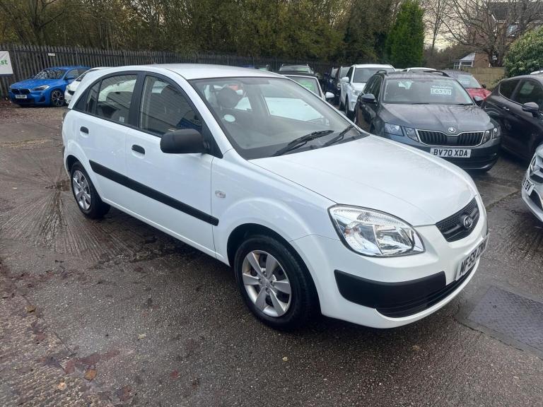KIA RIO 1.4 5dr 2009