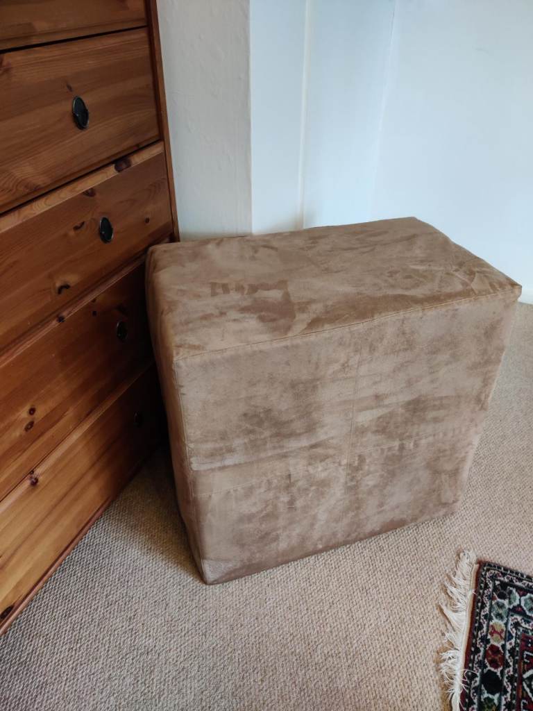 Folding guest mattress