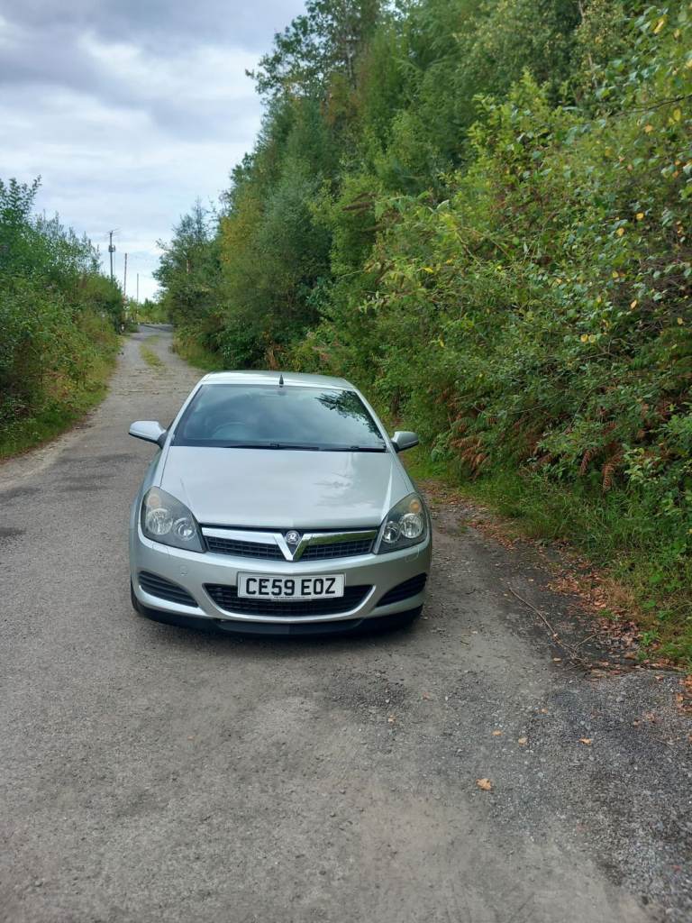 Vauxhall, ASTRA, Convertible, 2009, Manual, 1598 (cc), 3 doors