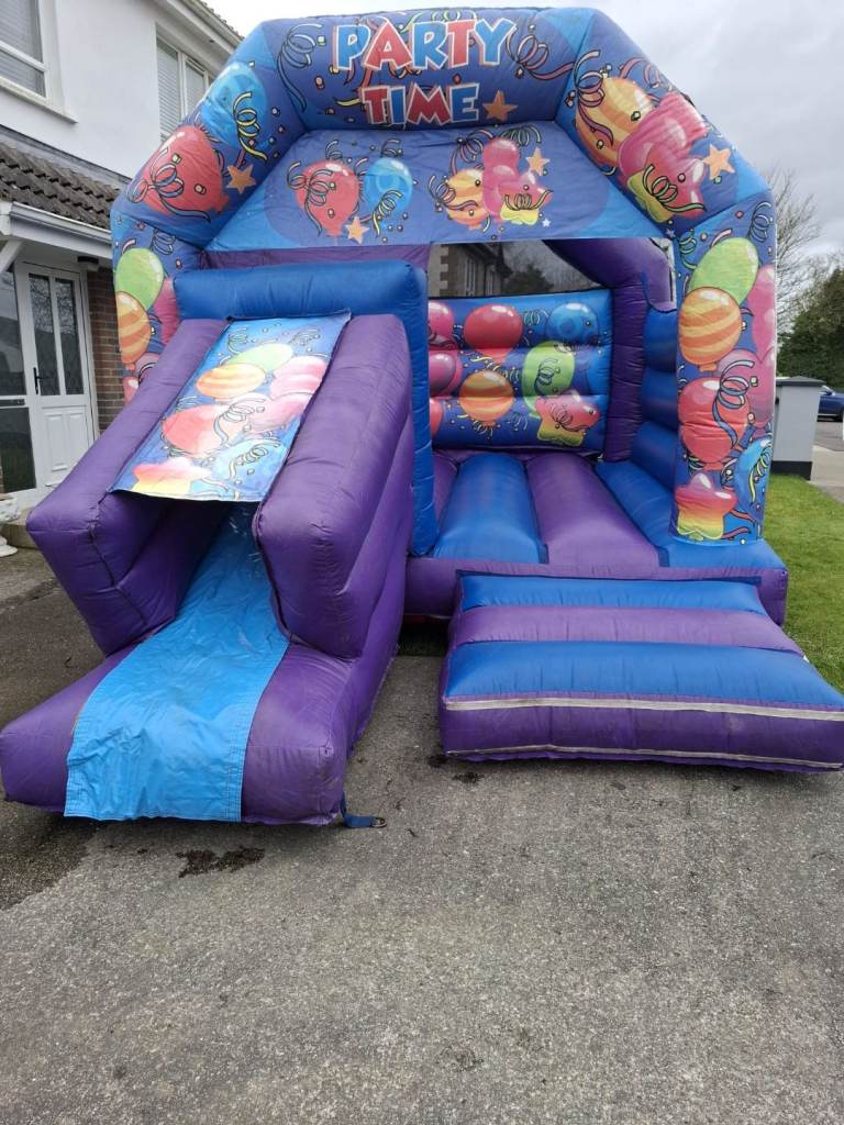 Bouncy castle 