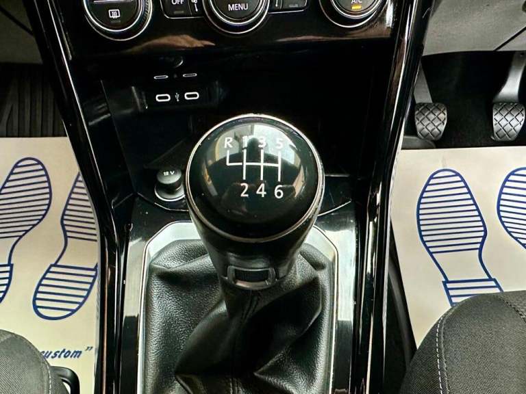  Volkswagen T-Roc 1.5 TSI EVO Black Edition SUV 5dr Petrol Manual Euro 6 (s/s) (150 ps) Petrol Ma...