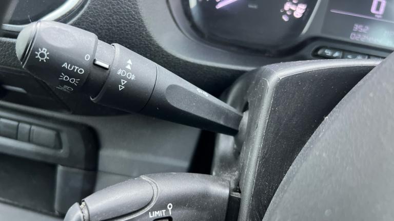 2021 Vauxhall Vivaro 2700 1.5d 120PS Sportive H1 Van PANEL VAN DIESEL Manual