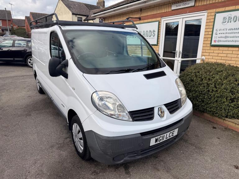2011 Renault Traffic LL29dCi LWB 2.0 Diesel Van White. Please Read Description
