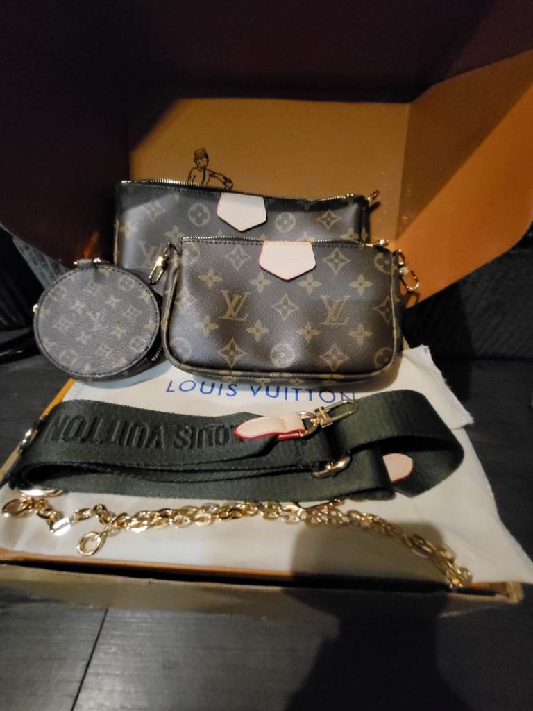  Multi Pochette Accessoires – Monogram, As Good As New