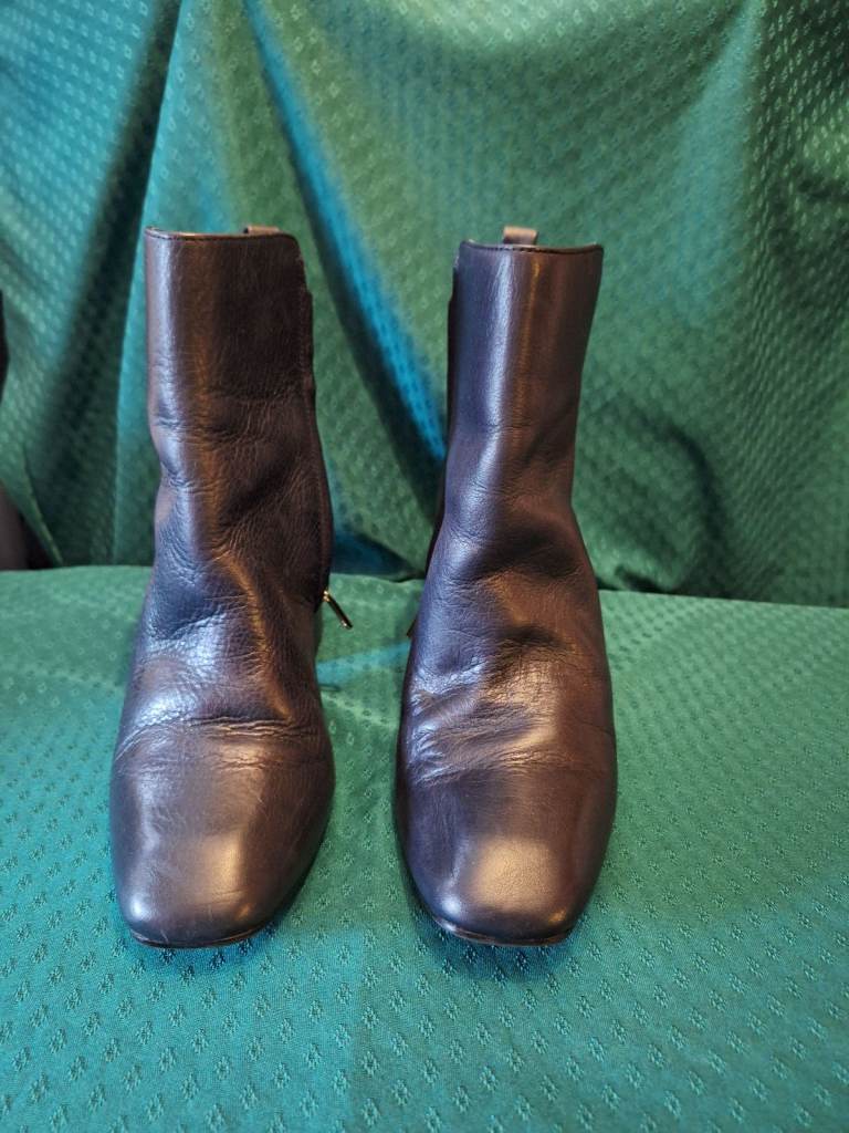WOMENS BOOTS