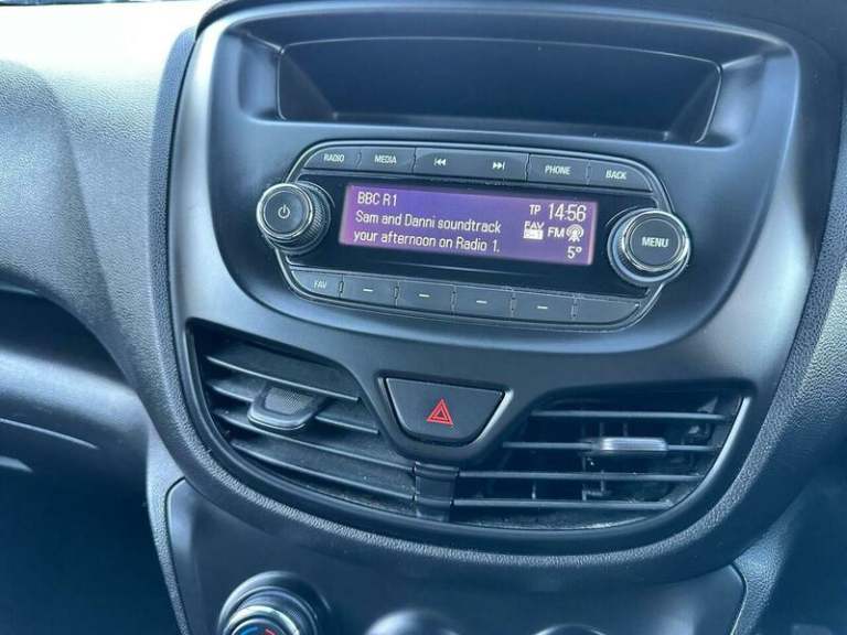 2016 Vauxhall Viva 1.0 SE 5dr [A/C] HATCHBACK PETROL Manual