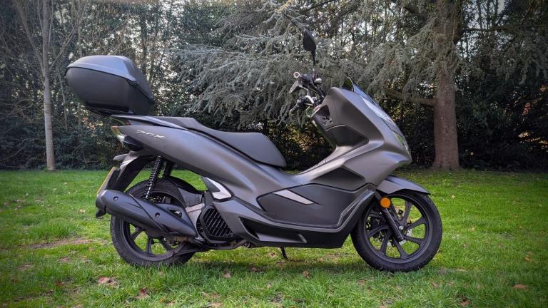2019 Honda PCX125 WW 125-A SCOOTER MOPED DELIVERY PCX 125 1 OWNER LOW MILES FSH
