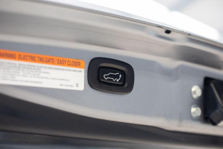 2017 Mitsubishi Outlander 2.0h 12kWh 4h SUV 5dr Petrol Plug-in Hybrid CVT 4WD Euro 6 (s/s) (200 p...