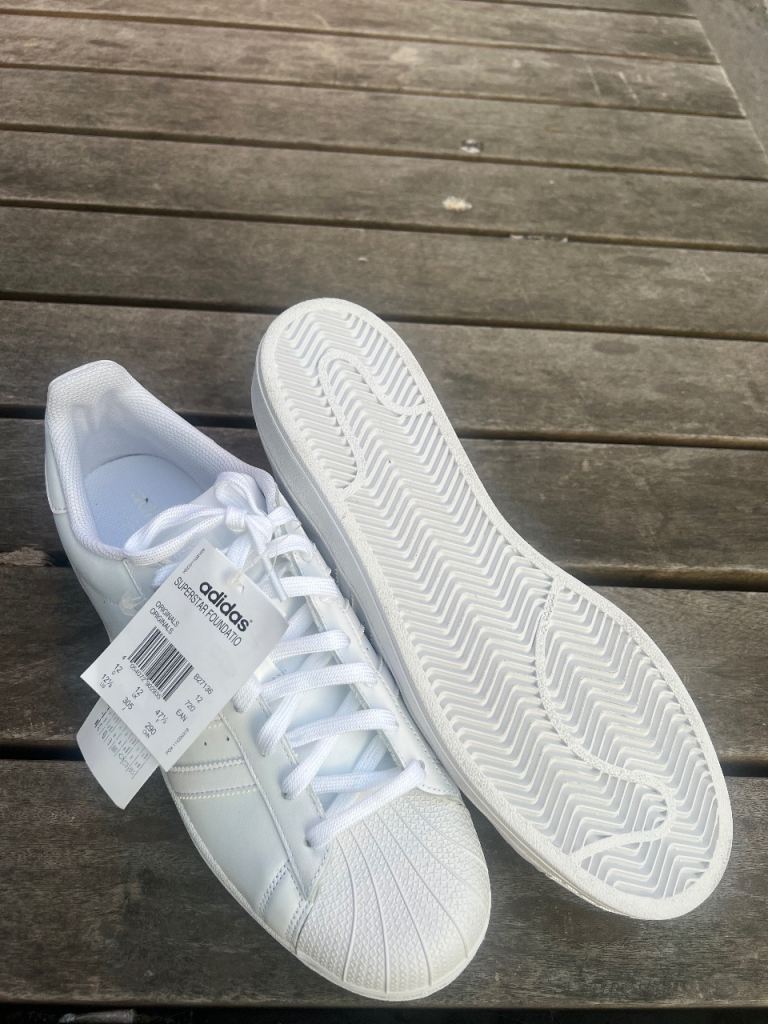 NEW Adidas Superstar Trainers – White, Size 6