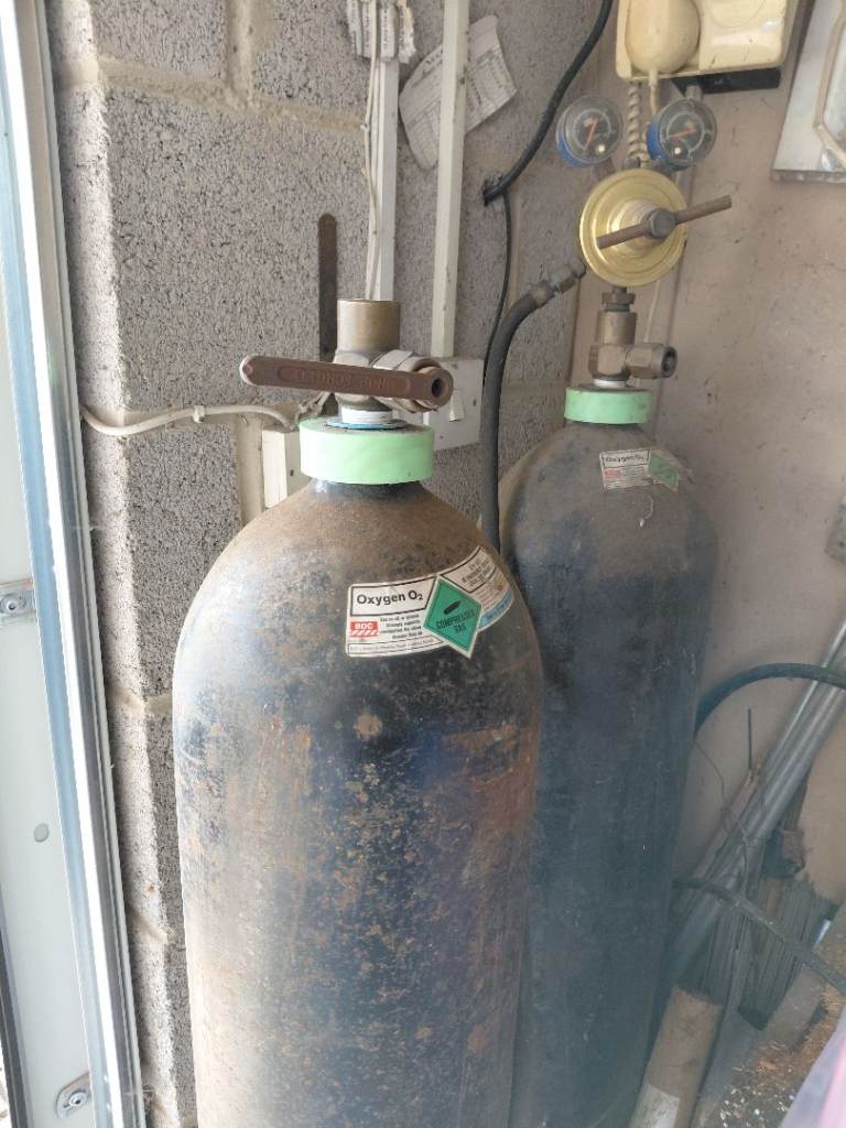 Boc oxygen bottles free