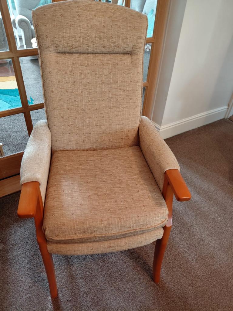 Relax seating high seat chair 