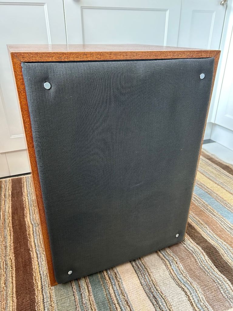 Pair of speakers in infinite baffle boxes based on IPL Acoustics Devon design