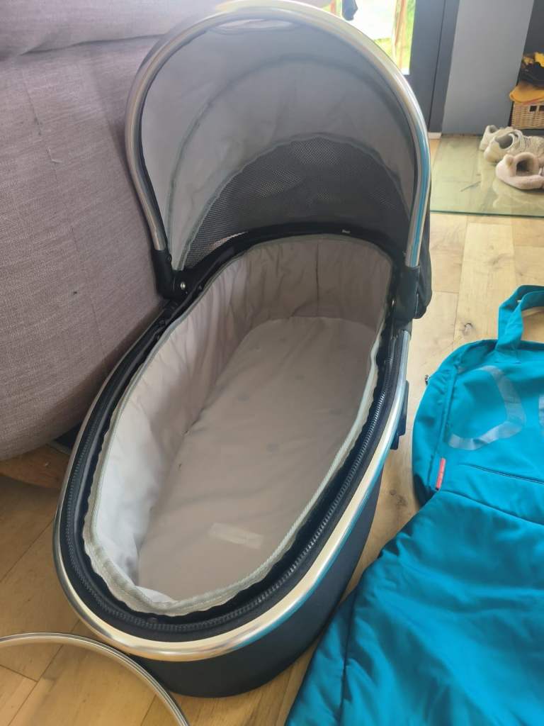 Babystyle Oyster Max 2 twin Tandem Double Pushchair Carrycot raincover footmuff Baby Toddler kids