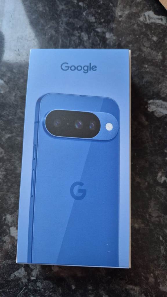 Pixel 10, 128gb, indigo blue. Unlocked.