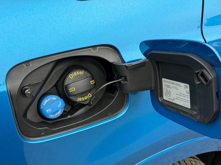 2016 Audi Q3 TDI QUATTRO S LINE S-TRONIC- DEMO +1 OWNER -£5K EXTRAS -CAMERA -CRUISE - Estate Dies...