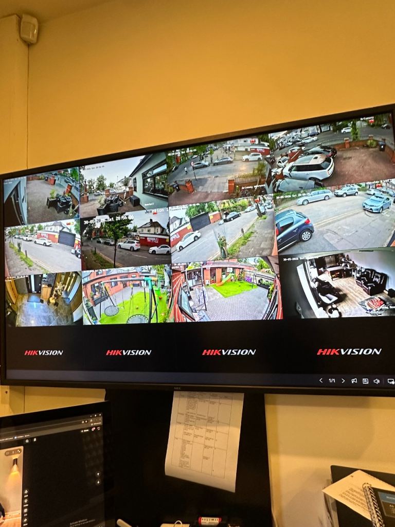 50iin tv monitor 