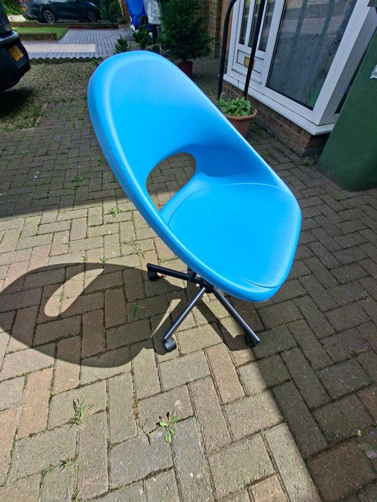 Blue Ikea child's desk chair. Good Condition