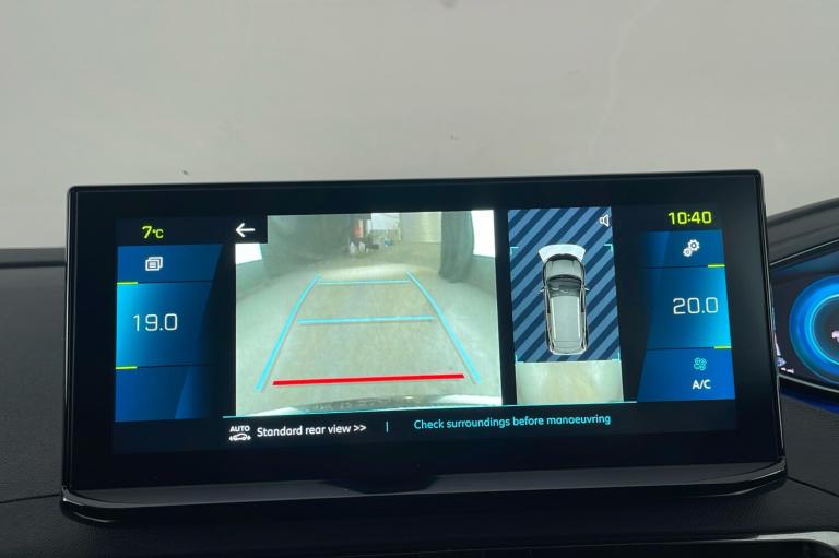  Peugeot 3008 SUV Hybrid 1.6 13.2kwh Gt Suv 5dr Petrol Plug In Hybrid E Eat 4wd