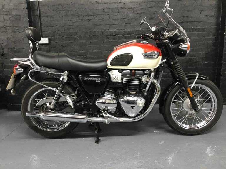 Triumph Bonneville T100 Bonneville 900