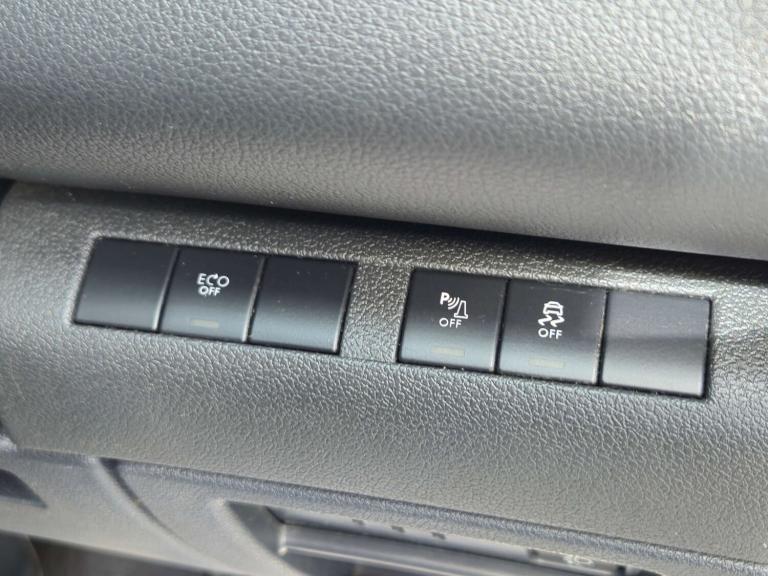 2015 Peugeot 3008 1.6 3008 Active Blue HDi S/S 5dr SUV Diesel Manual