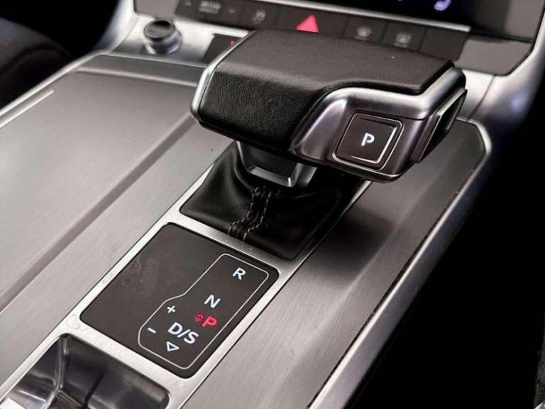 2022 Audi A6 Avant 2.0 TFSIe 50 S line S Tronic quattro Euro 6 (s/s) 5dr 17.9kWh Automatic Estate...