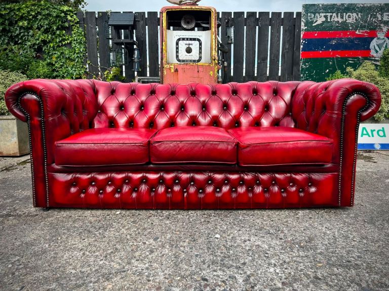 Chesterfield Three Seat Sofa in Red Leather