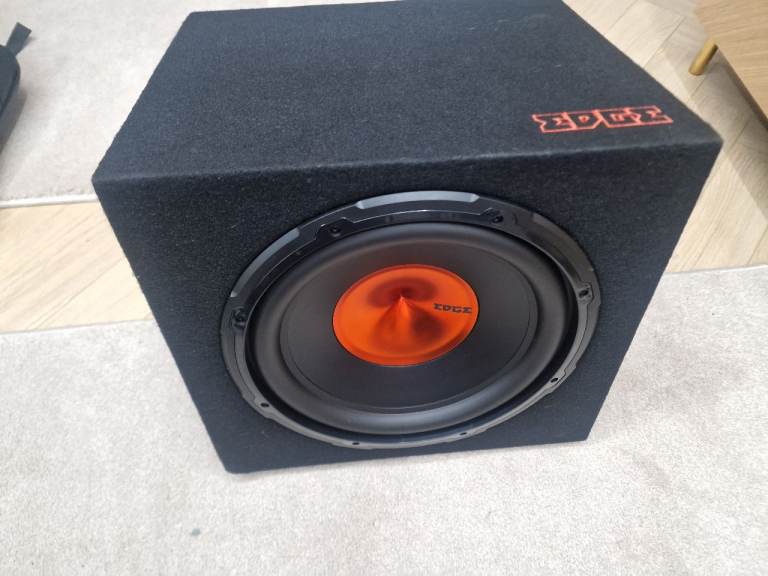 12 INCH EDGE SUB WITH BUILT IN AMP