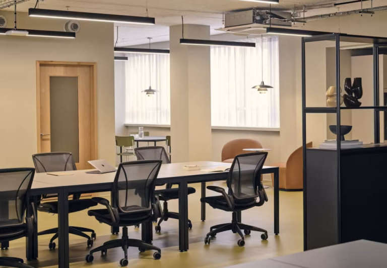 Private Offices From 2 to 50 Desks in Oxford Circus - Spaces with All Inclusive Pricing W1W