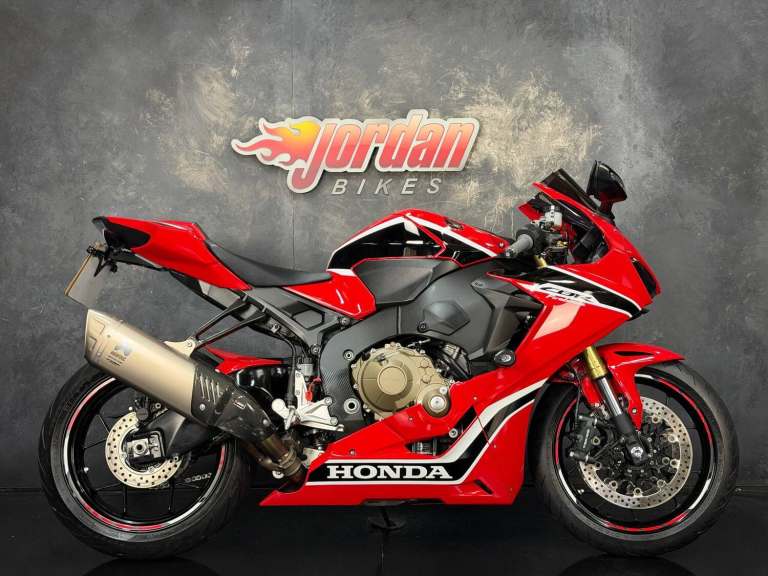 2017 Honda CBR1000RR Fireblade 1000 Euro 4 Petrol Manual