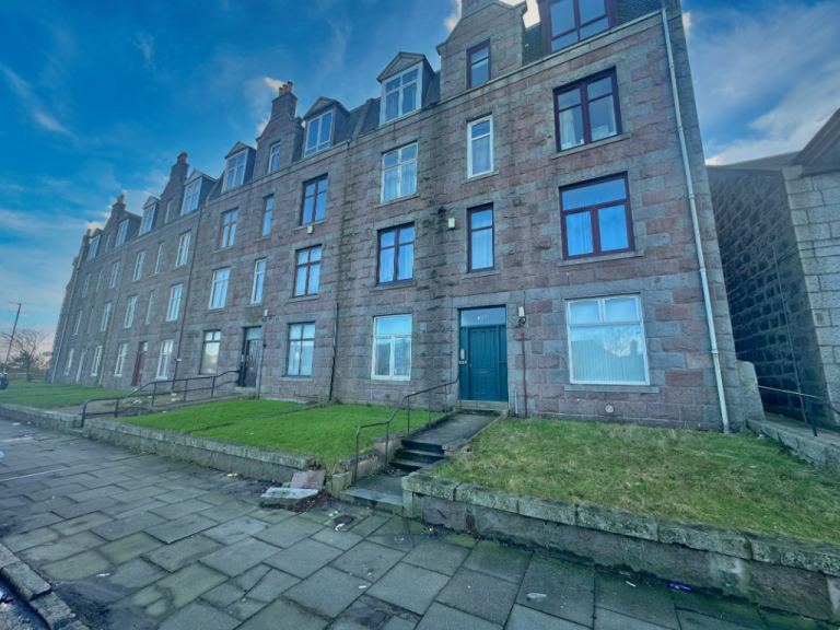 2 bedroom flat in Great Northern Road, , Aberdeen, AB24 2AB