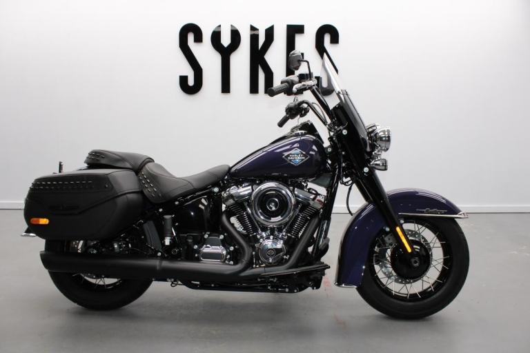 NEW 2026 Harley-Davidson FLHC Softail Heritage Classic in Purple Abyss